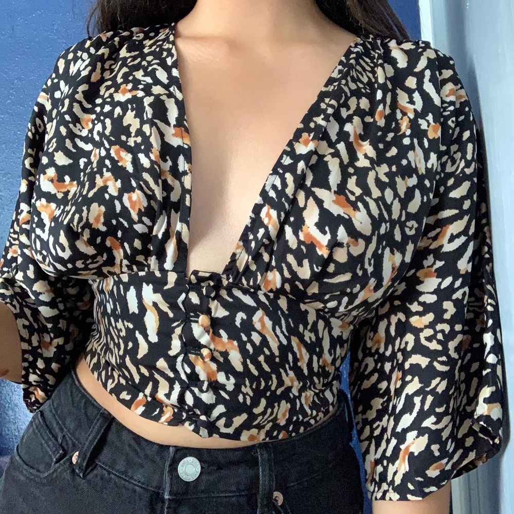 Supper Cute Leopard Blouse 🐆
